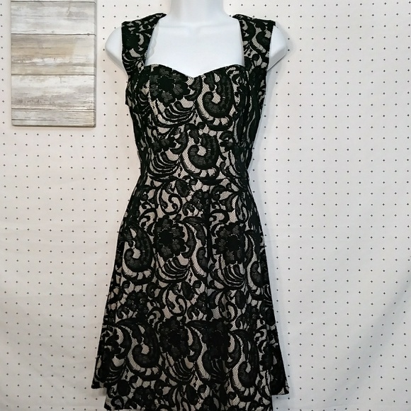 Heartsoul Sleeveless Lace Fit & Flare Dress sz M - Picture 2 of 8